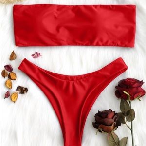 Red bikini set